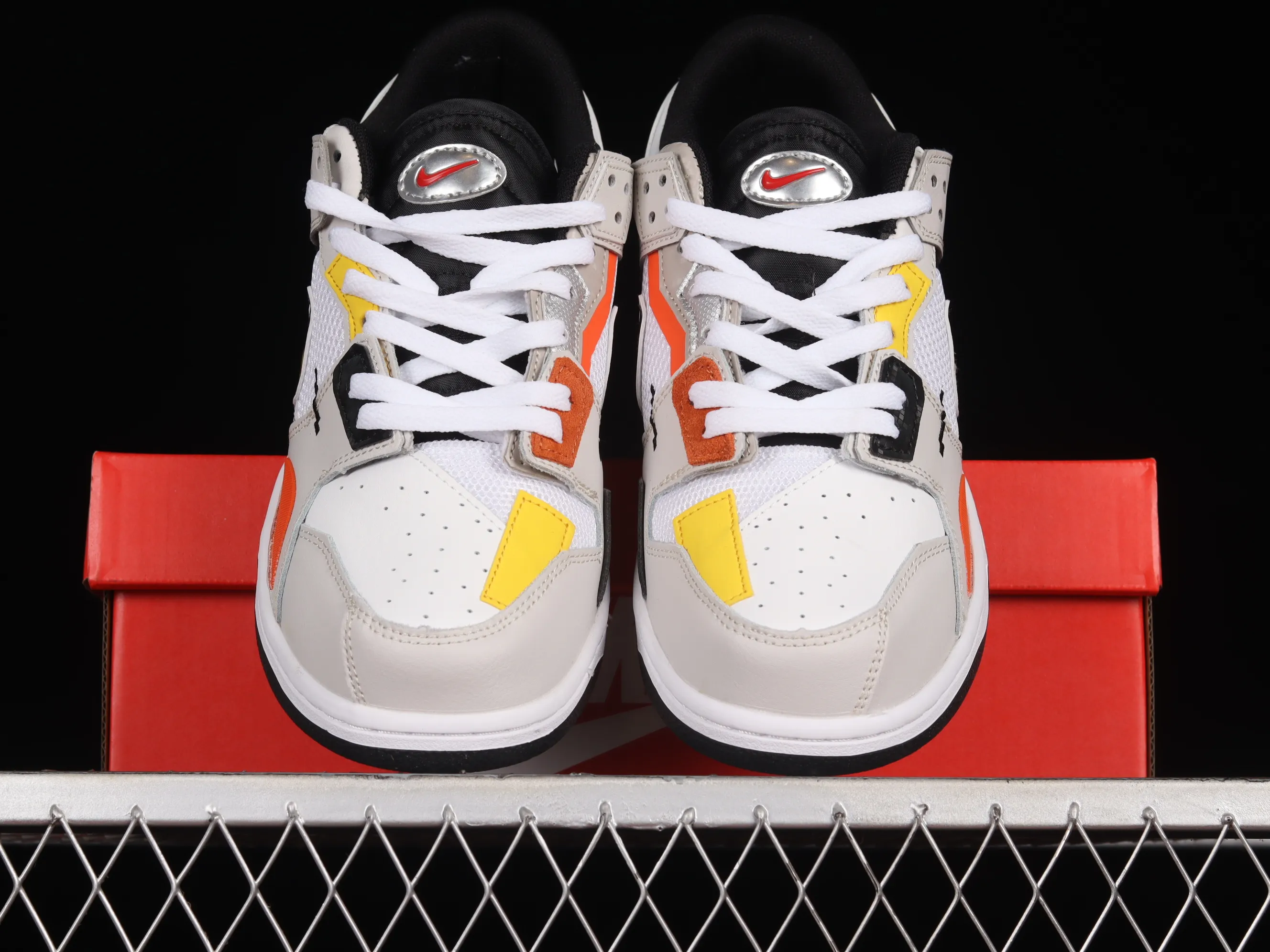 All categories Nk SB Dunk series Nk SB Dunk Low low-top skate shoes Nk Dunk Scrap stitching low-top skate shoes DX6058-101